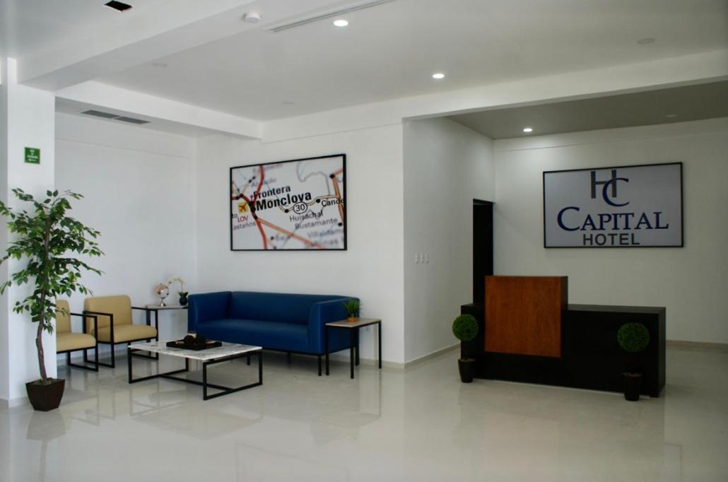 Hotel Capital Frontera مونكلوفا المظهر الخارجي الصورة