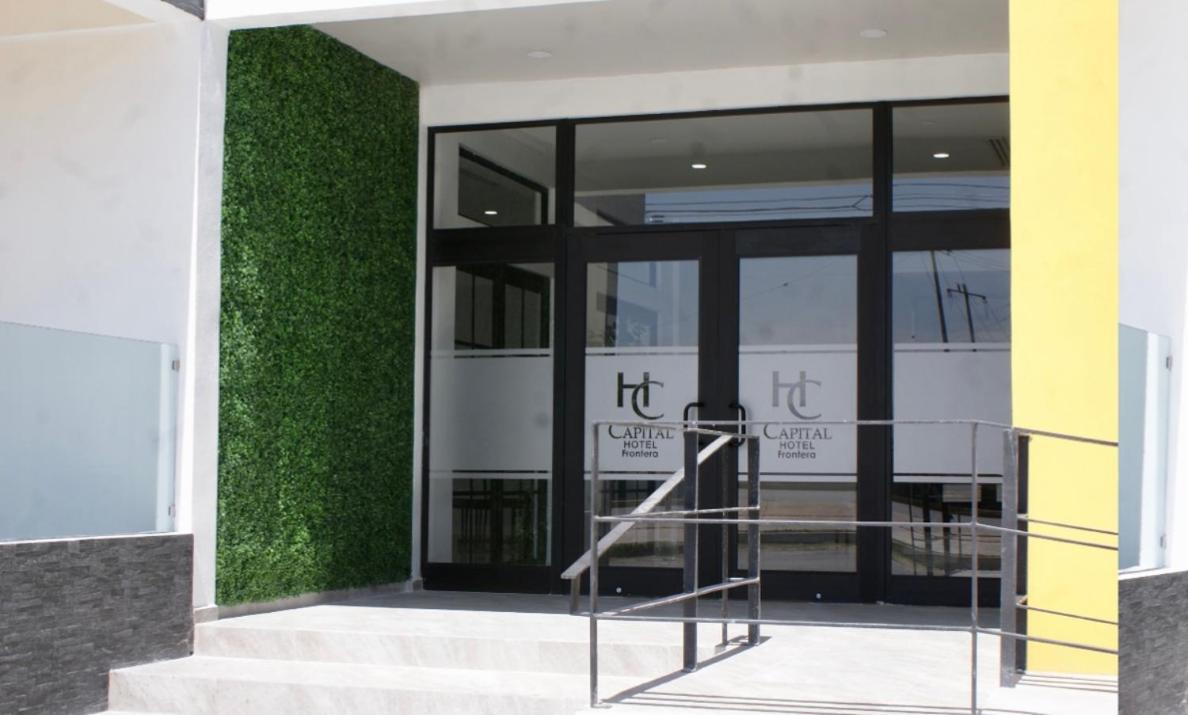 Hotel Capital Frontera مونكلوفا المظهر الخارجي الصورة