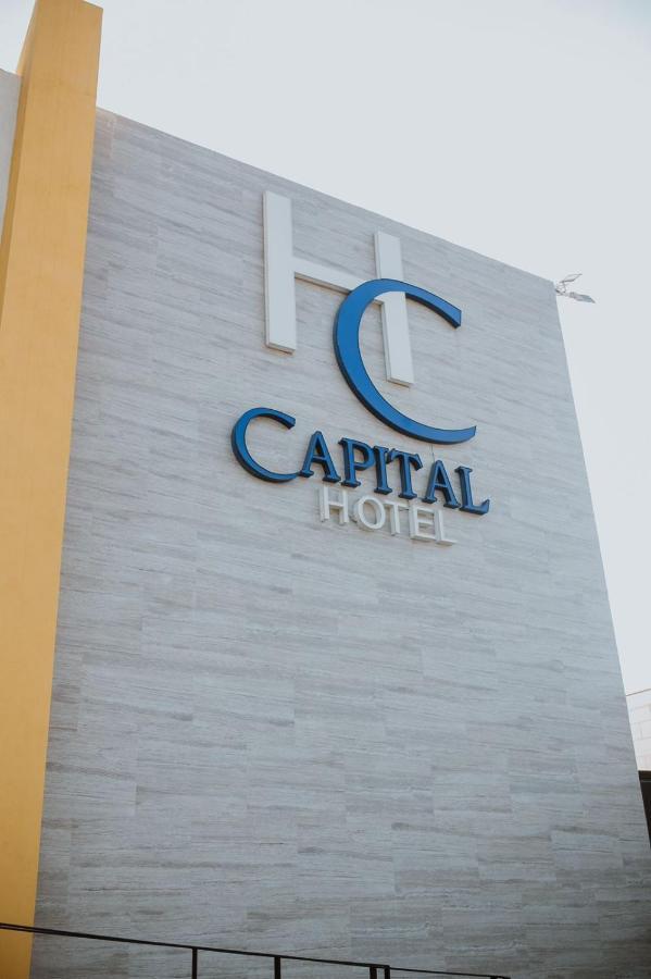 Hotel Capital Frontera مونكلوفا المظهر الخارجي الصورة